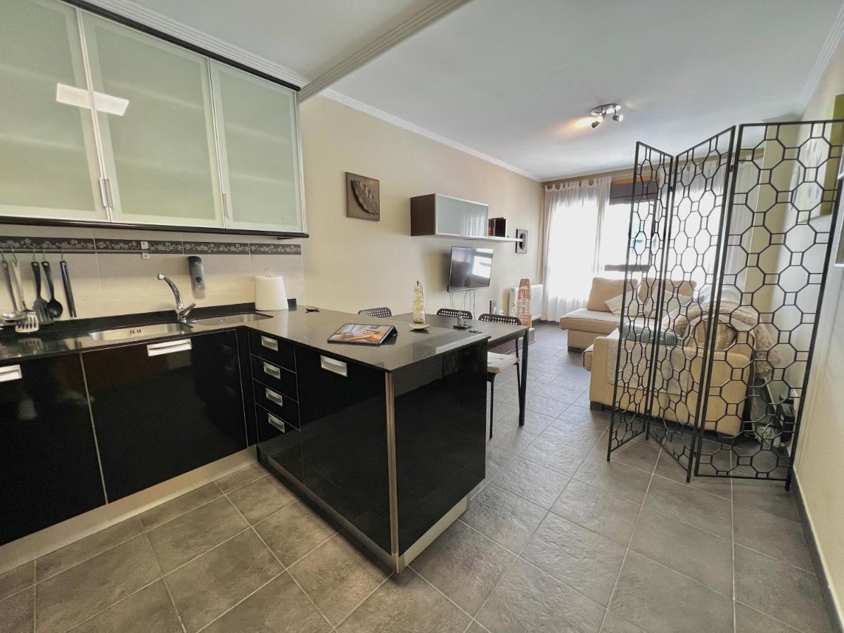 Giralda 2 Apartment Ponteareas Ngoại thất bức ảnh